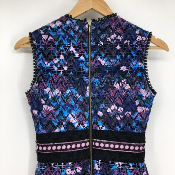 SALONI Trudi Sleeveless Chevron Lace Sleeveless Cocktail Dress Blue Multicolor 0 - Picture 8 of 16